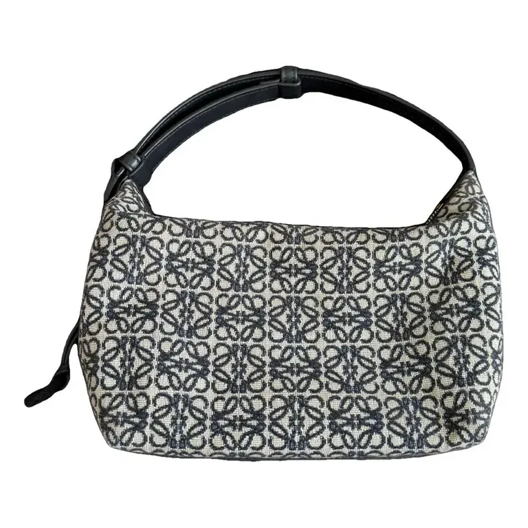 Loewe · Cubi — resale reference