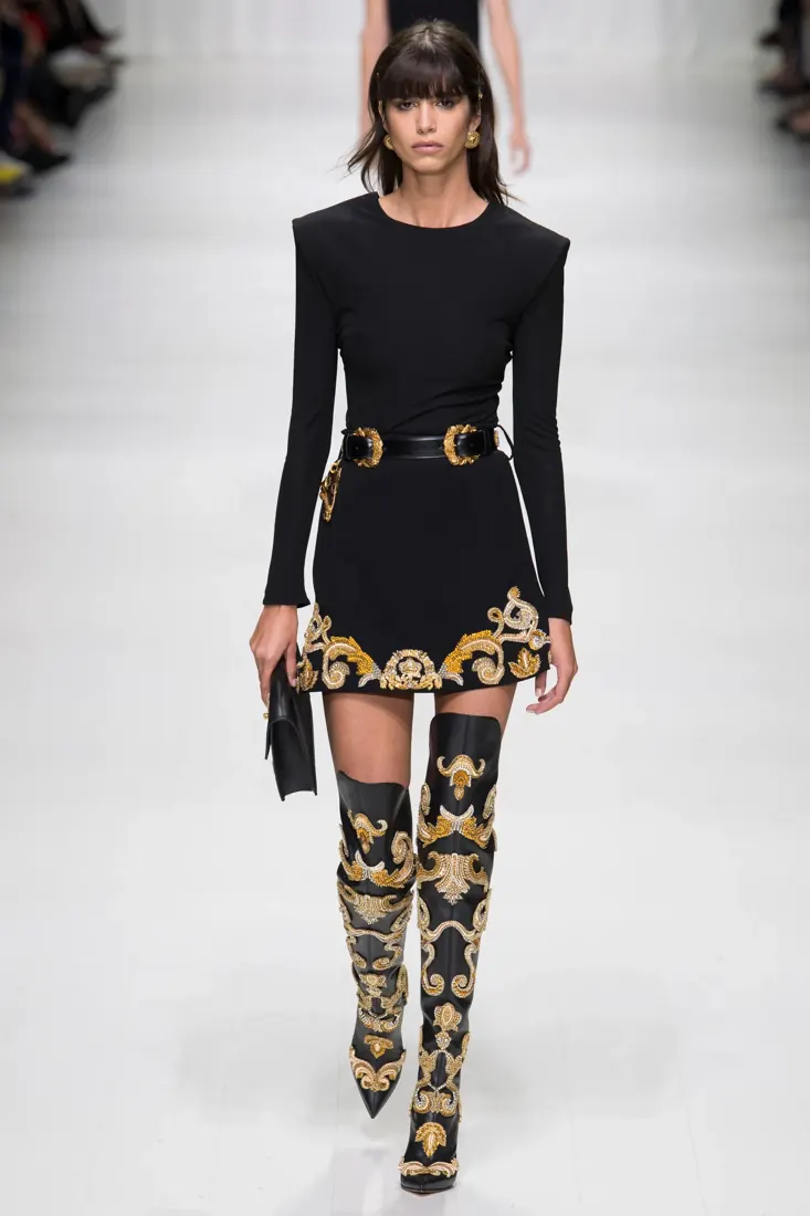 Versace · Spring 2018 Ready To Wear