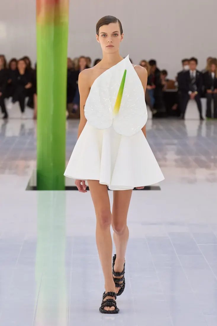 Loewe · Spring 2023 Ready To Wear